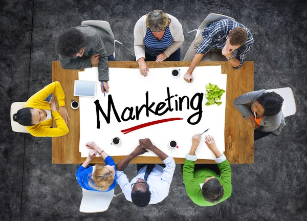 Menschen und Textmarketing — Stockfoto