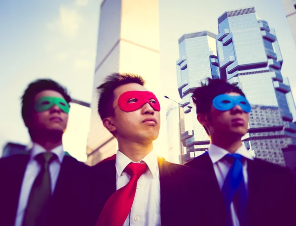 Asiáticos empresários super-heróis — Fotografia de Stock