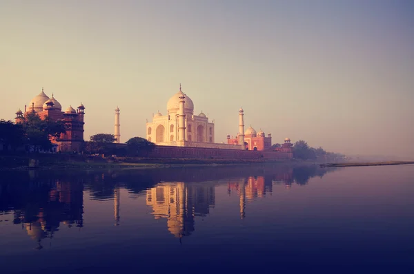 Taj mahal Indie — Zdjęcie stockowe