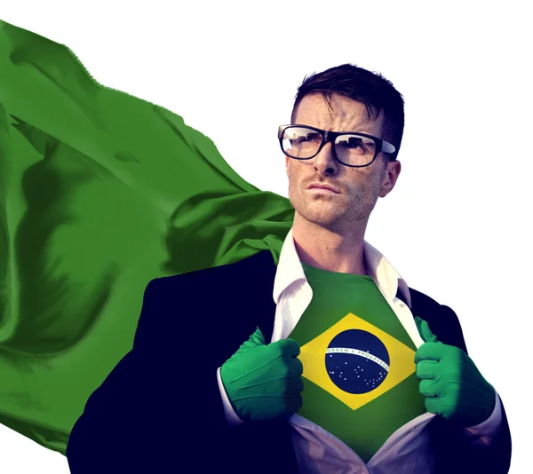 Supereroe uomo d'affari con la bandiera del Brasile — Foto Stock
