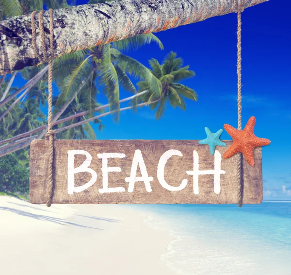 Ahşap işareti ile kelime beach