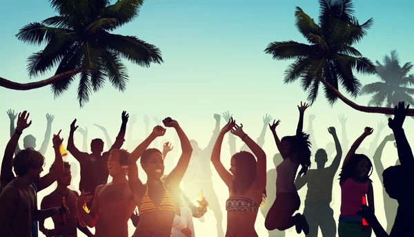 People Having Party by Beach — Stock Photo, Image