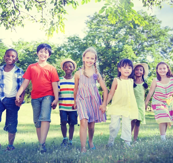 Diverse Children Playing in park — Stock Photo, Image