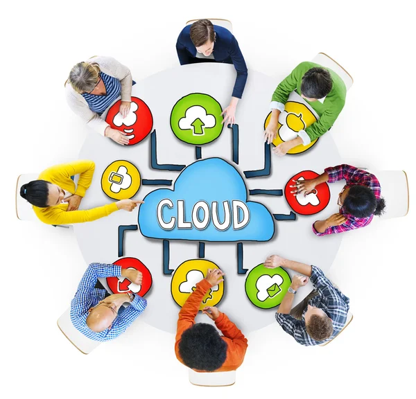 Mensen en Cloud Computing concepten — Stockfoto