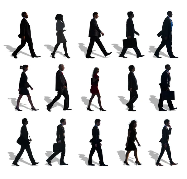 Silhouette Gruppe von Menschen in einer Reihe — Stockfoto