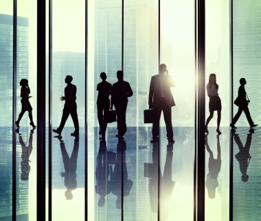 Modern ofisteki iş adamları