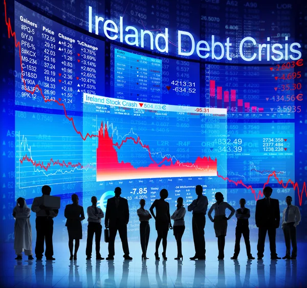 Mensen discussie over Ierland schuldencrisis — Stockfoto