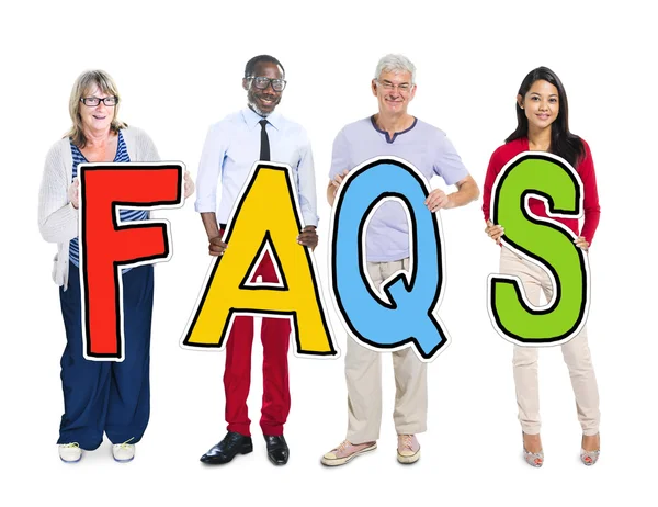 Leute, die faqs Wort halten — Stockfoto