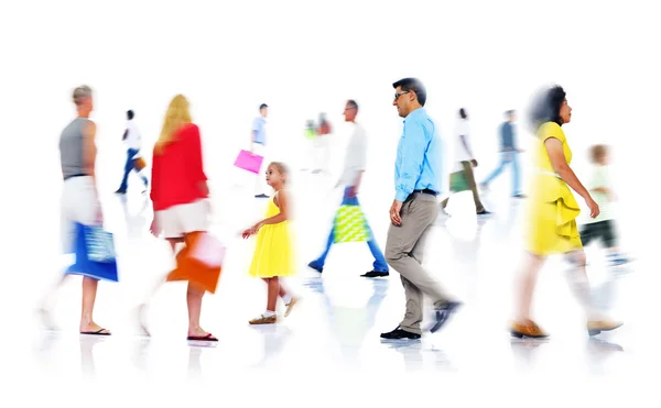 Geschäftige Menschen beim Einkaufen — Stockfoto