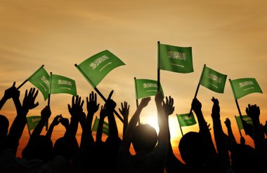 Bayraklar, Suudi Arabistan tutan insanlar