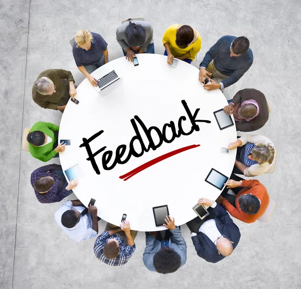 Pessoas com conceito de feedback — Fotografia de Stock