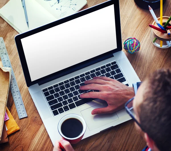 Man Using Laptop — Stock Photo, Image