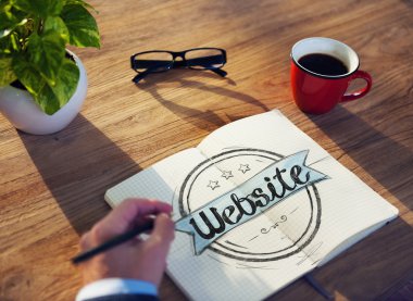 Adam ve Web sitesi kavramı