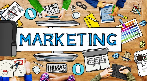 Mains avec des concepts de marketing — Photo