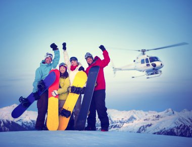 snowboard dağın zirvesinde