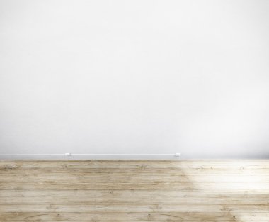 beyaz duvar ve ahşap zemin