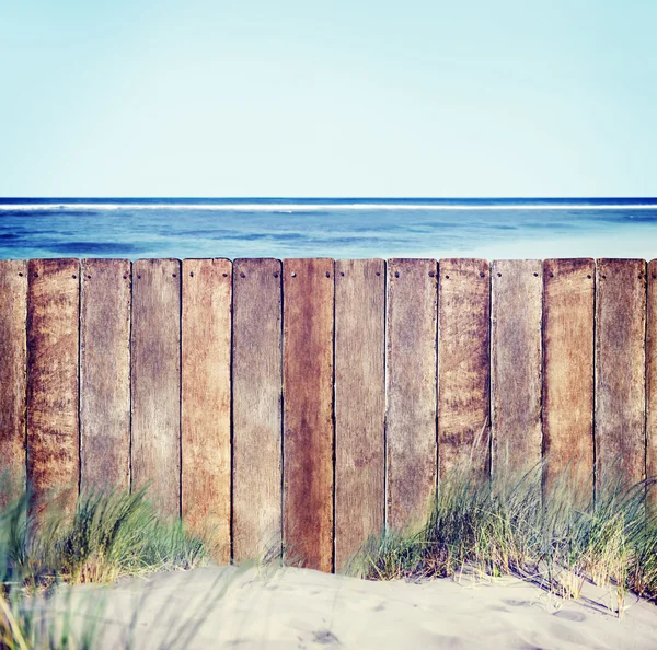 Fence on beach — Stock Photo, Image