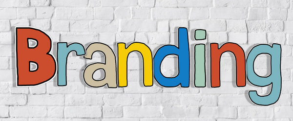 Слово Брендинг на стене Брика
