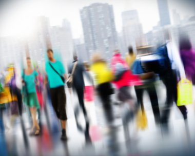 Rush Hour Walkin içinde rahat insanlar