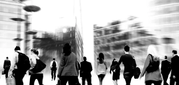 Business People walking in the city — Stock Photo, Image