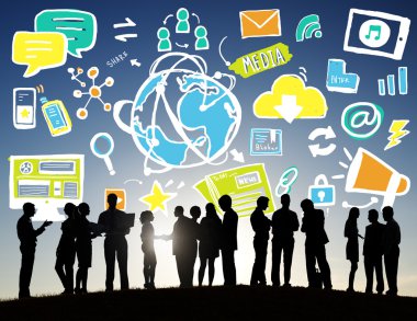 İş adamları küresel medya kavramı ile