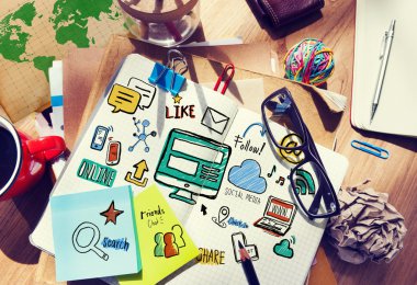 dağınık Ofis Masası