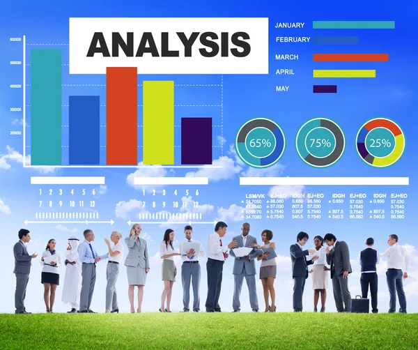 People below analyzing information bar graph — Stock Photo, Image