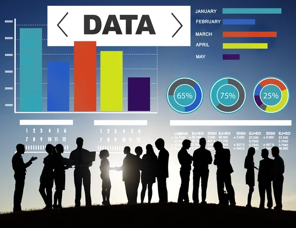 Affärsmän under statistik Information — Stockfoto