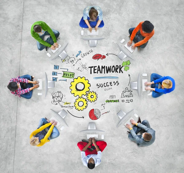 Teamwork-Technologiekonzept — Stockfoto