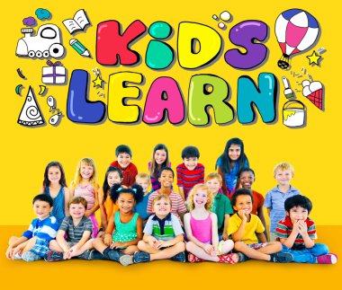 Eğitim kavramı çok ırklı çocuklar grup ile