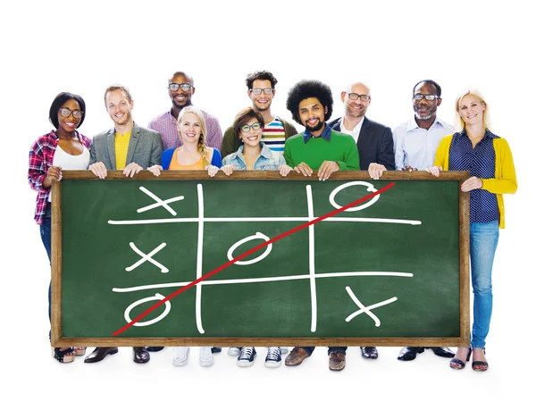 People and Tic Tac Toe Game Competition Concept — Stock Photo, Image