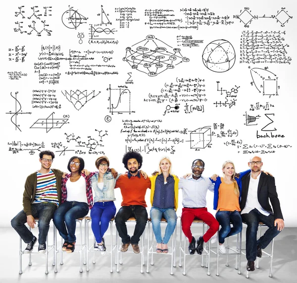 Concetto di istruzione con formule matematiche — Foto Stock