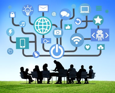 İnsanlar hakkında Global iletişim tartışıyor