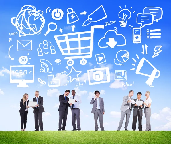 Geschäftsleute Online Marketing E-Commerce — Stockfoto