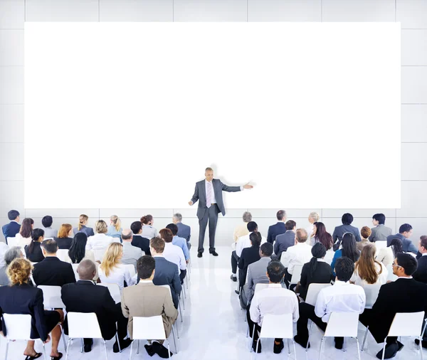 Empresários em reunião — Fotografia de Stock