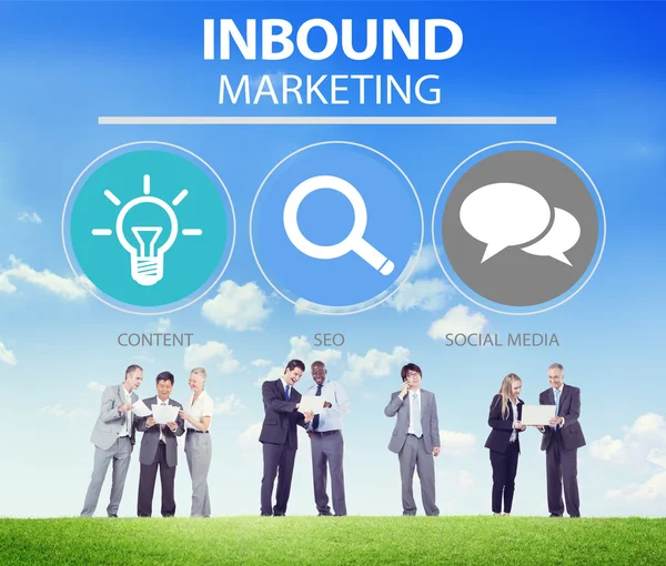 Geschäftsleute und Inbound Marketing — Stockfoto