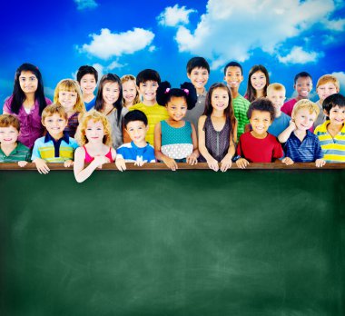 Dostluk, çocuklar grup ve Blackboard çeşitliliği