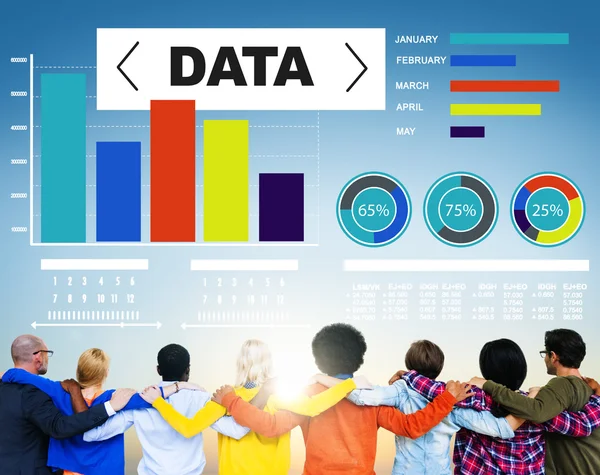 Άνθρωποι και Data Analytics Concept — Φωτογραφία Αρχείου