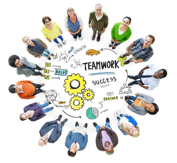 Menschen suchen nach oben und Teamwork-Konzept — Stockfoto