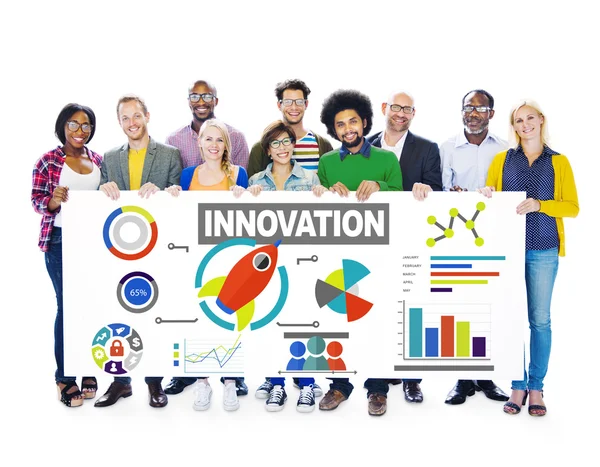 Sokszínű emberek és az innováció fogalma — Stock Fotó
