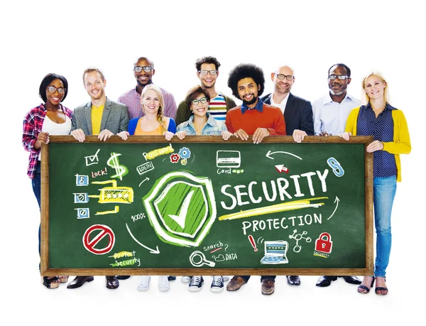 Persone che detengono Board Security Concept — Foto Stock