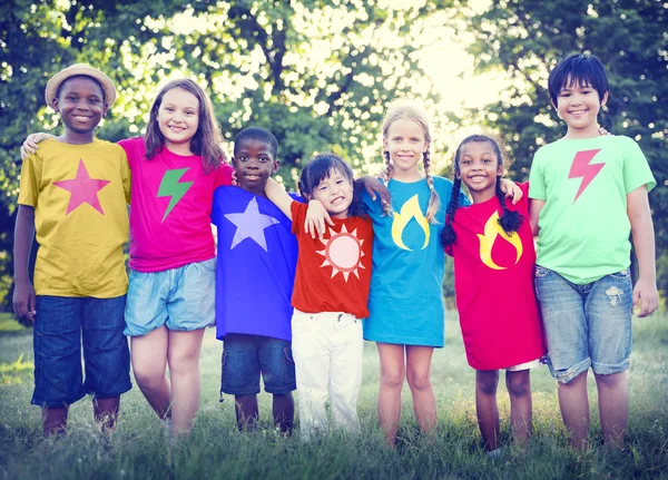 Kinderen vriendschap eenheid concept — Stockfoto