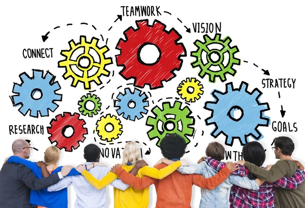 Diversas personas y concepto de trabajo en equipo — Foto de Stock