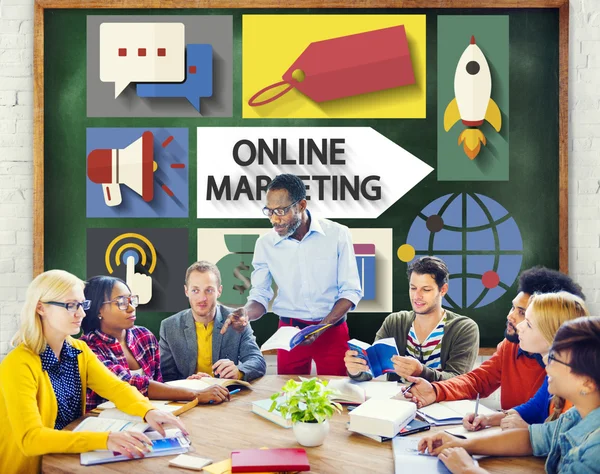 Online-Marketing-Branding globales Kommunikations-Analysekonzept — Stockfoto