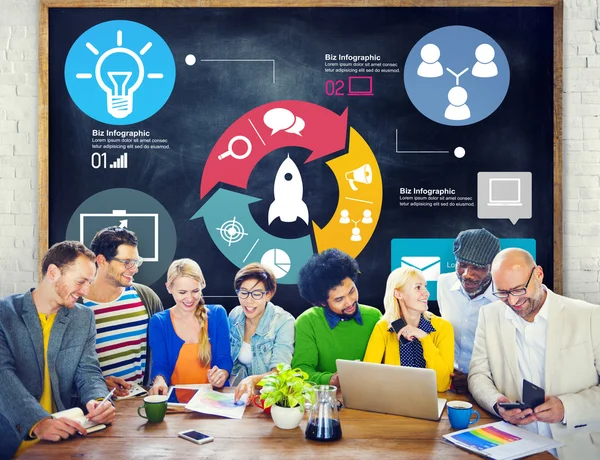 Diverse mensen en innovatie concept — Stockfoto