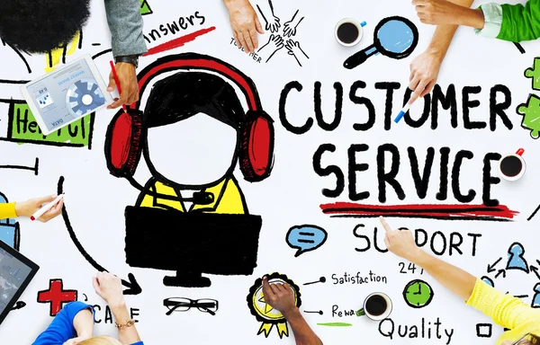 Diversas personas y concepto de servicio al cliente —  Fotos de Stock