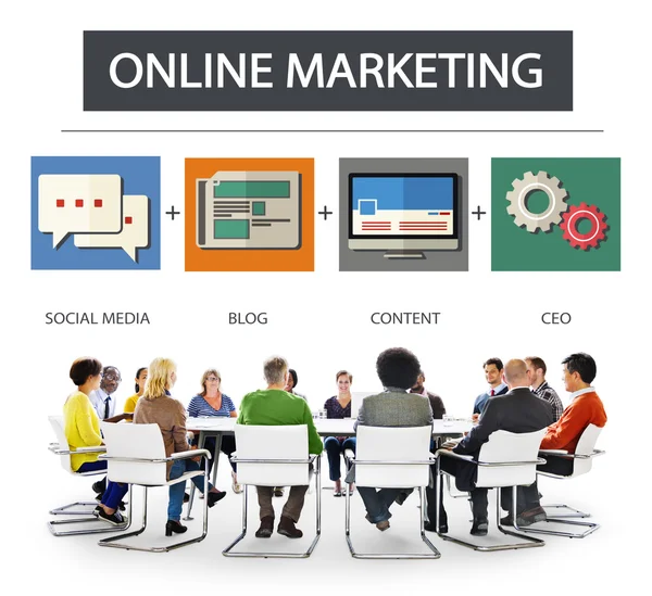 Rozdílní lidé a on-line marketingové koncepce — Stock fotografie