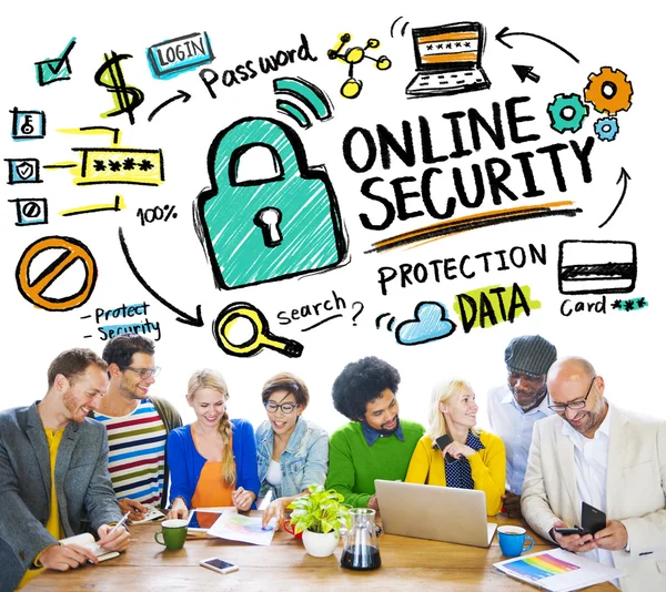 Menschen bei Treffen über Online-Sicherheit — Stockfoto
