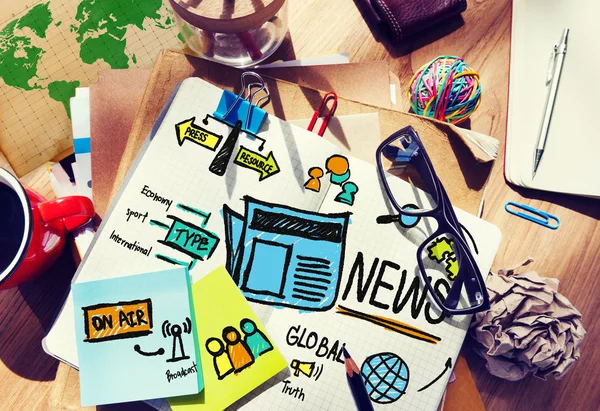 Messy office table and News Concept — Stock Photo, Image