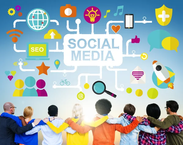 Diverse people and Social Media Concept — Stock Photo, Image